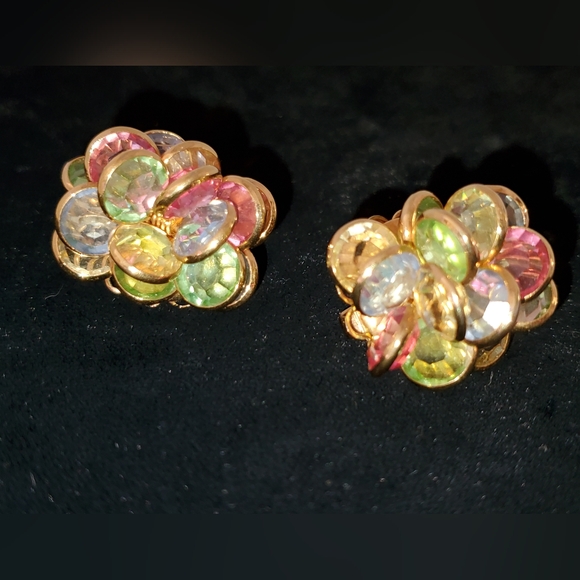 Vintage Pastel Crystal Cluster Earrings Uranium Glass Multi-layer - Picture 5 of 9